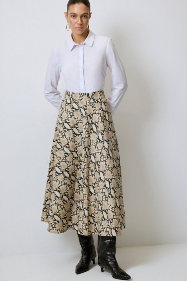 A CUT PATTERNED TABARDINE SKIRT - Image 2